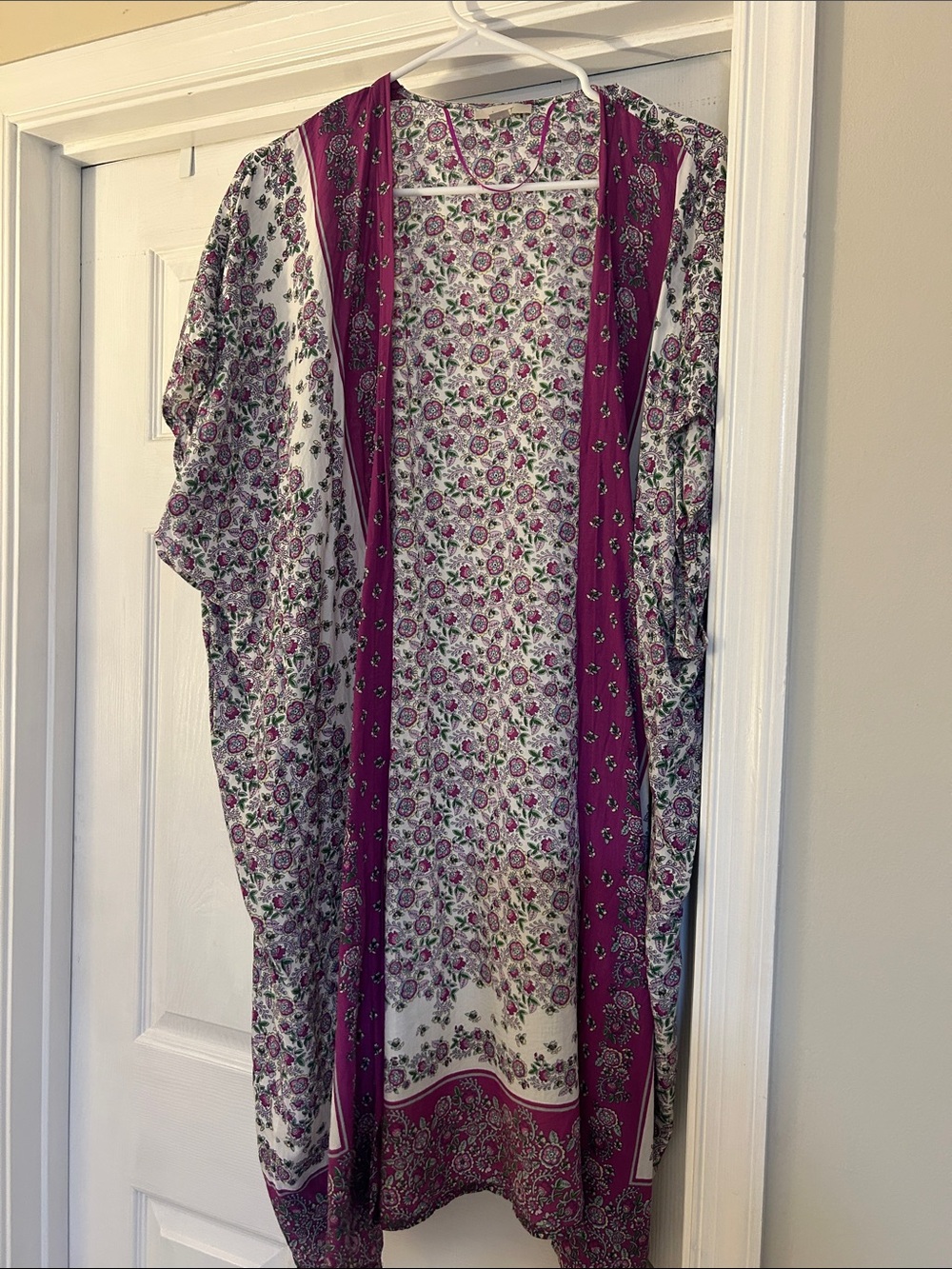LOFT Floral Kimono Magenta & White